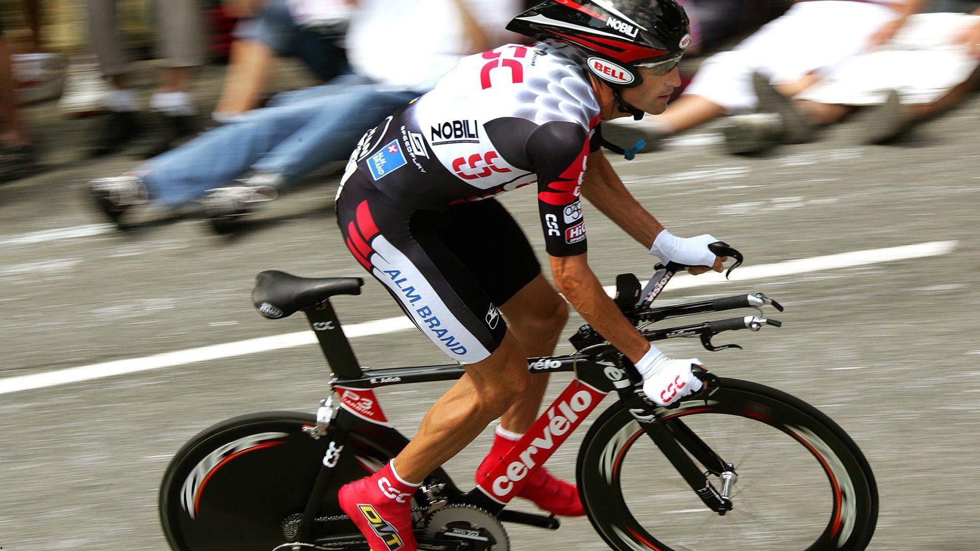 纳达尔关键破发点制胜 鏖战五盘晋级法网半决赛